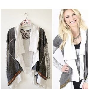 SCRAPBOOK Women's Terry Drape Front Cardigan Sweater  Size‎ Large